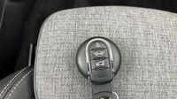 Mini Mini Cooper 136ch Edition Camden BVA7 — photo 16