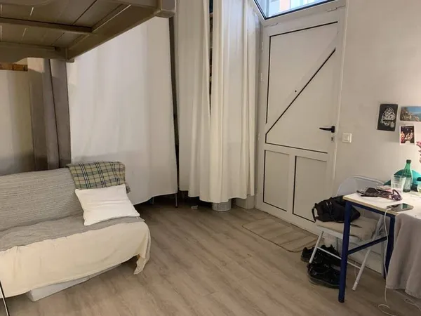 Studio 1 pièce 20 m²
