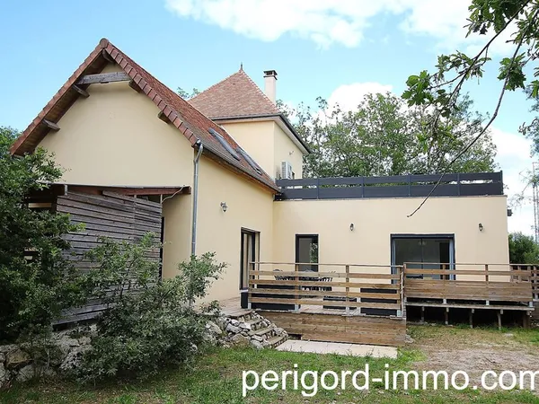 Maison - 145m ²