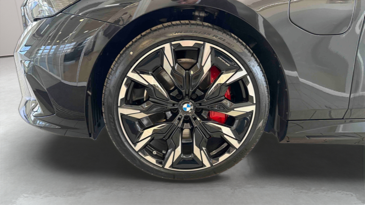 BMW 550e xDrive PHEV 489 ch BVA8 — photo 19