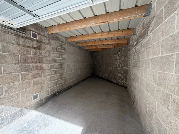 Parking 17 m²