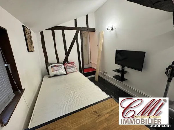 Studio 1 pièce 18 m²