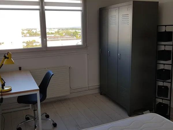 Chambre de 12m2 à louer sur Angers