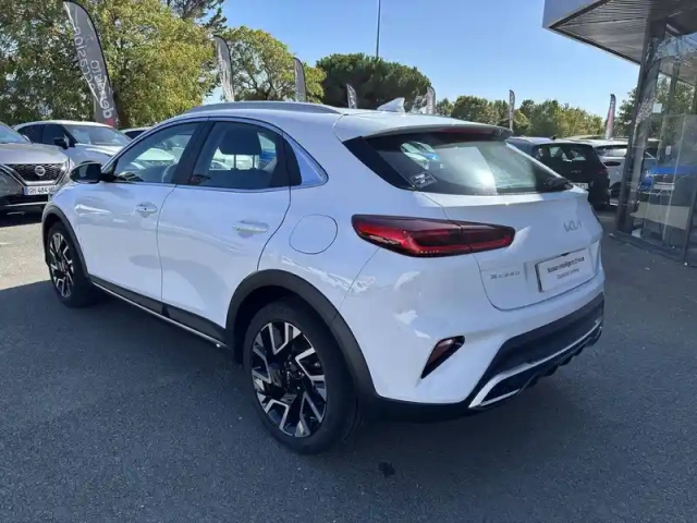 Kia Xceed 1.5 t-gdi 140 ch bvm6 — photo 3