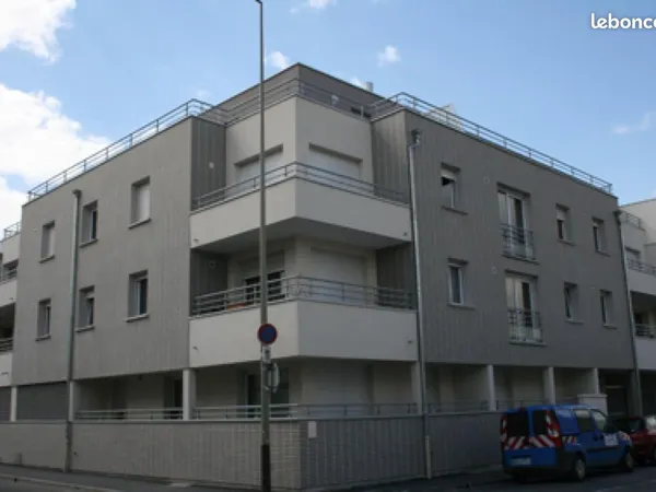 Parking 13 m² Reims