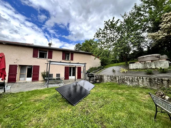 Maison individuelle Chevrieres 5 pièce(s) 121 m2