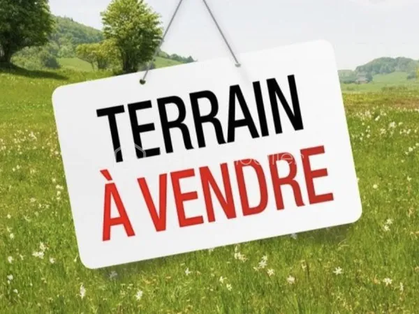 Terrain 3330 m²
