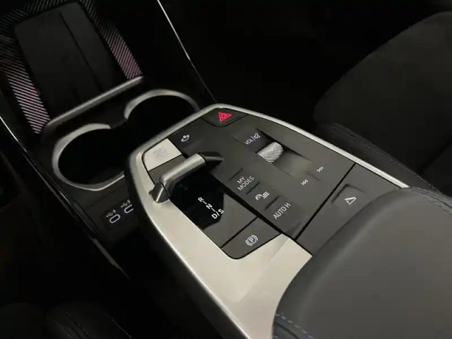 Bmw X1 sdrive18d 150ch m sport — photo 11