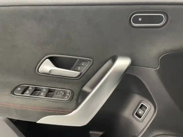 Mercedes Classe A 250 e hybrid eq 8g-dct — photo 89