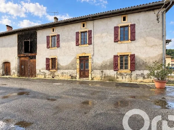 Maison 6 pièces 204 m²