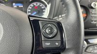 Toyota Yaris 100h Chic 5p — photo 23