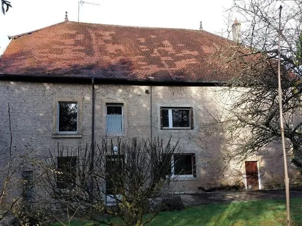 Maison Polaincourt Et Clairefont 10 pièce(s) 331 m2 jardin, piscine