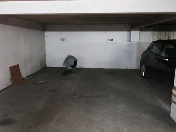 Parking 10 m²