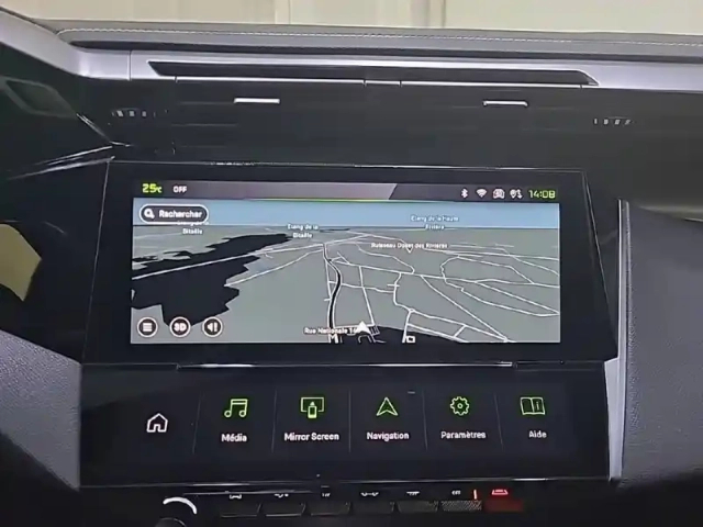 Peugeot 408 puretech 130 ch s&amp;s eat8 — photo 22