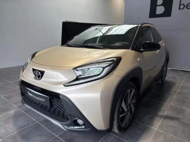 Toyota Aygo X 1.0 vvt-i 72ch collection my24 — photo 6