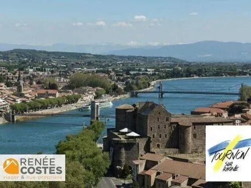 Maison 10 pièces 185 m²