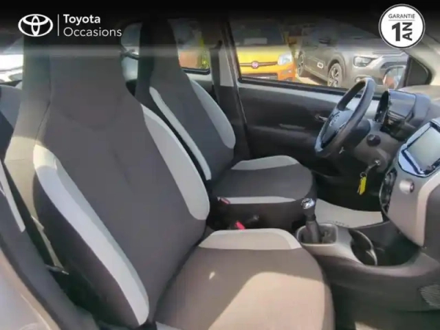 Toyota Aygo 1.0 vvt-i 69ch x-play 5p — photo 6