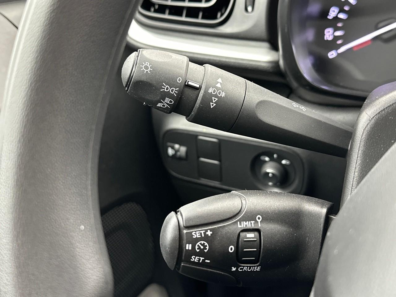 Citroën C3 bluehdi 100 ch bvm6 plus — photo 17