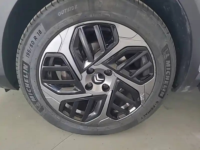 Citroën C4 puretech 130 s&amp;s eat8 — photo 75