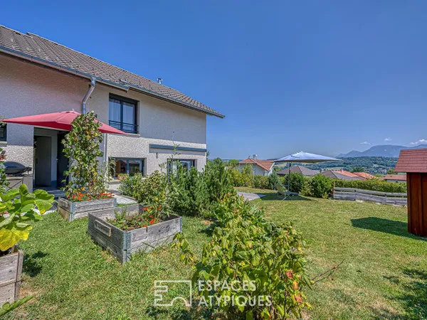 Elégante maison avec vue montagnes