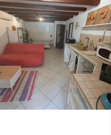 Studio location à l'année