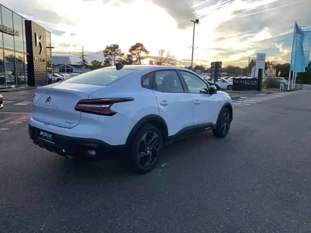 Citroën C4 x puretech 130 s&amp;s eat8 — photo 5