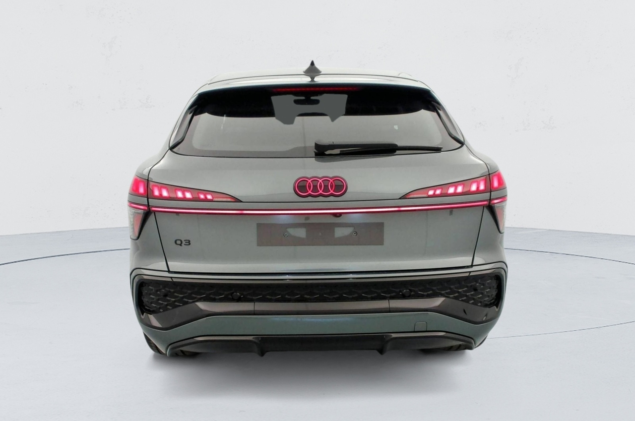 Audi Q3 Sportback — photo 4