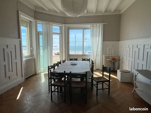 Maison 11 pièces 307 m²