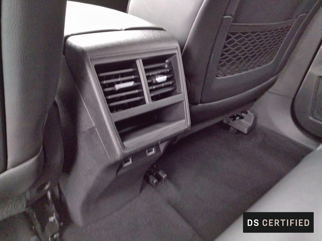 Ds Ds 7 crossback e-tense 4x4 300ch performance line — photo 24