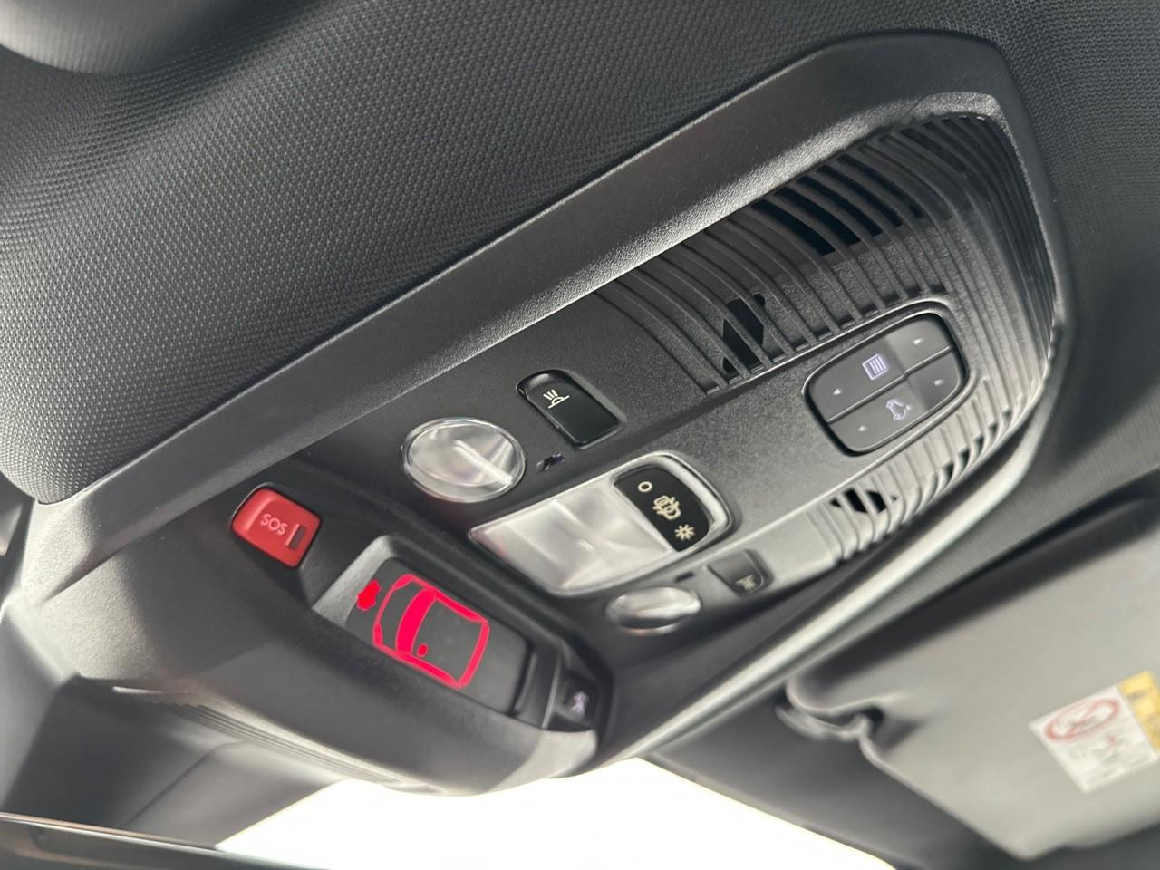Peugeot 3008 puretech 130ch s&s eat8 gt pack — photo 34