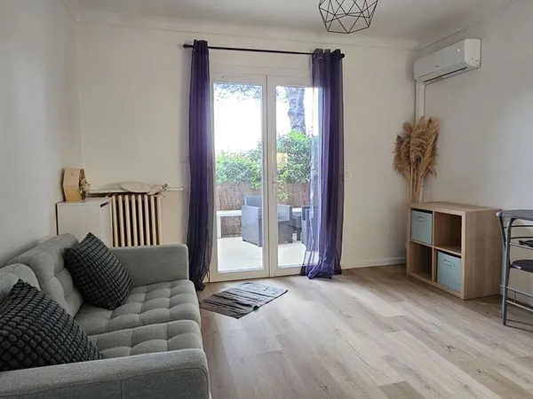 T2 bas de villa