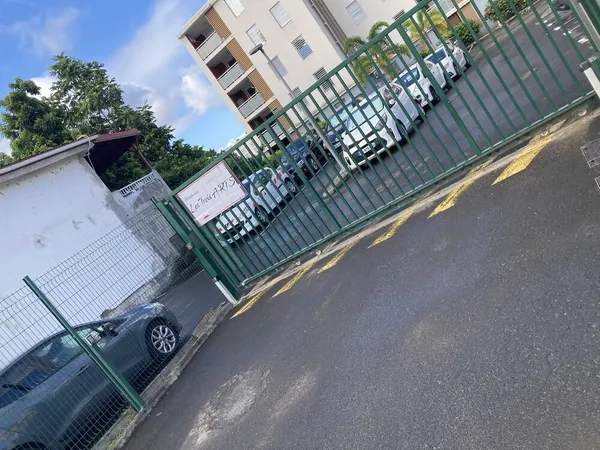 Appartement T3 avec box