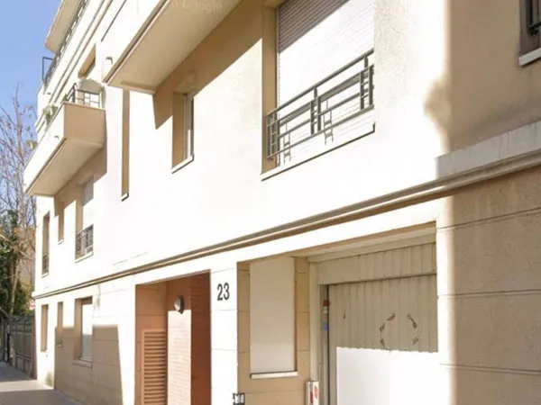 Parking 12 m²