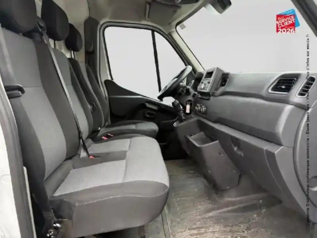Renault Master fg f3500 l2h2 2.3 blue dci 135ch confort euro6 — photo 20