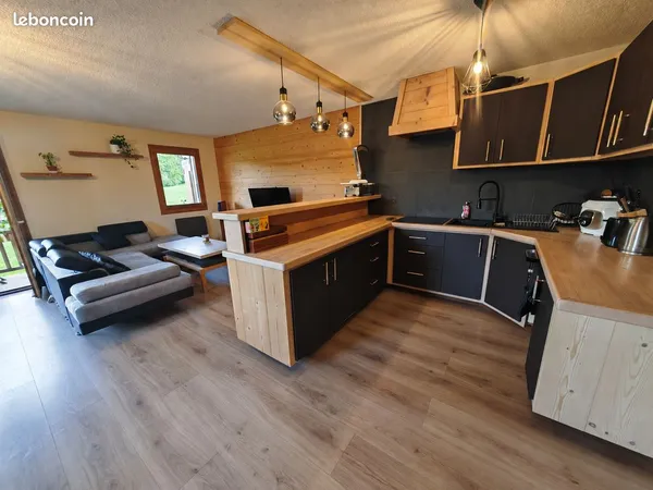 Appartement F4 rénové Cordon centre