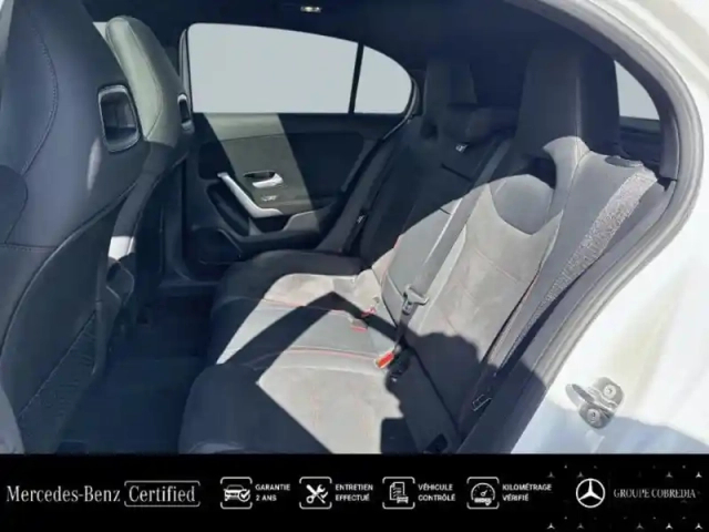 Mercedes Classe A 180 d 116ch amg line 8g-dct — photo 11
