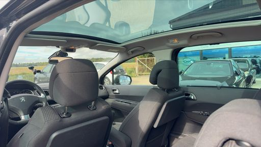 Peugeot 5008 1.6 HDI 115 - Allure – 2014 – 170056 km – Diesel – Boîte Manuelle — photo 13