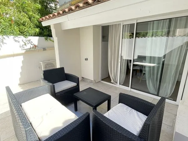 T2 meublé 40 m² terrasse - 850 charges incluses - Narbonne