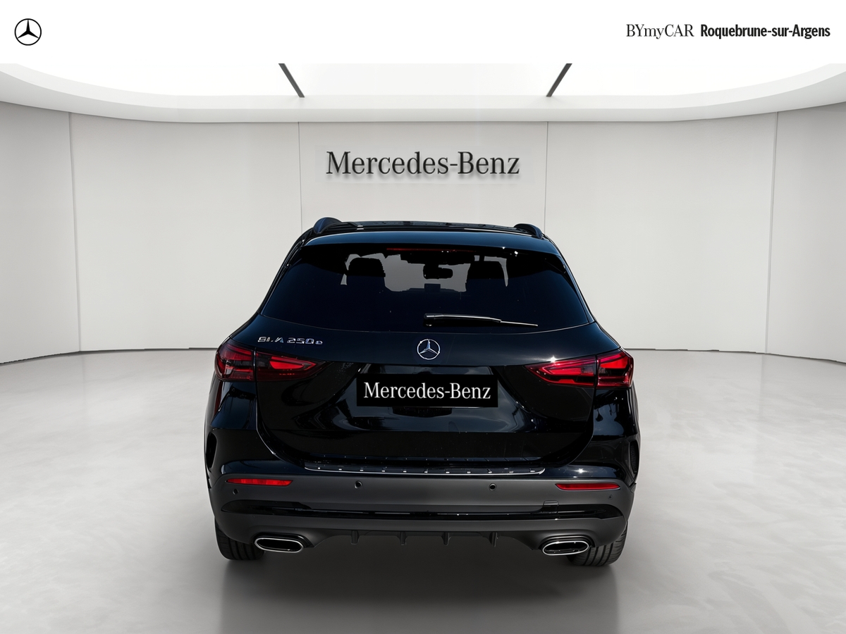 Mercedes GLA 250 e hybride rechargeable 8G-DCT — photo 4