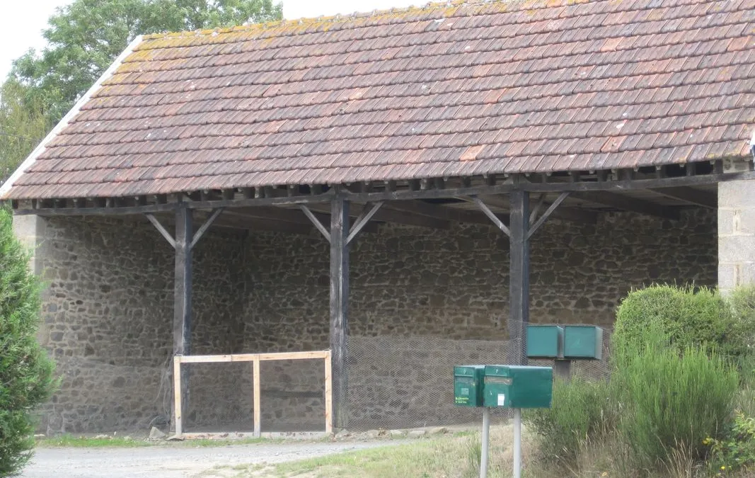 Photo 1