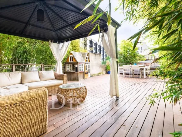 Parc Monceau - Sublime 3 pièces meublé avec Terrasse de 60m²