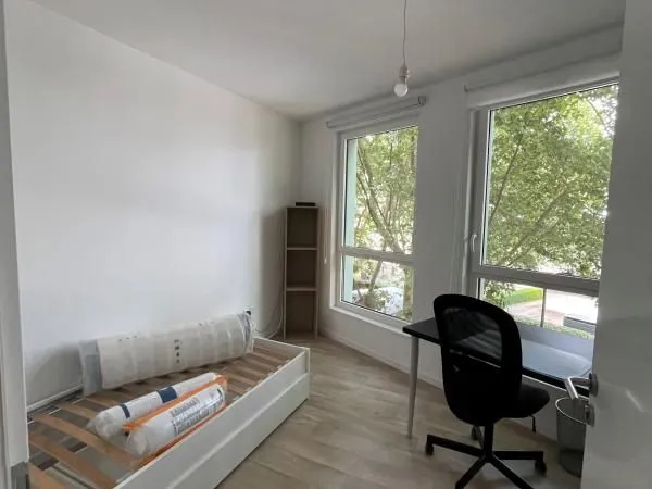 Chambre 3 pièces 10 m²