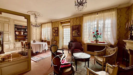 Maison 12 pièces 195 m²