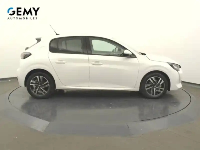 Peugeot 208 puretech 100 s&amp;s bvm6 — photo 40