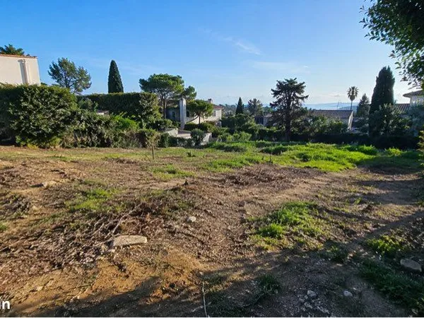 Terrain à bâtir viabilisé Cagnes-sur-Mer, secteur Jean Mermoz