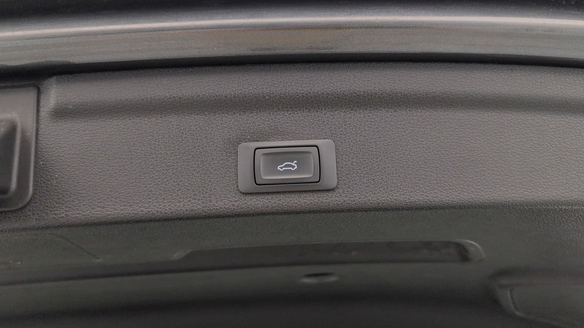 Audi Q3 Sportback — photo 20