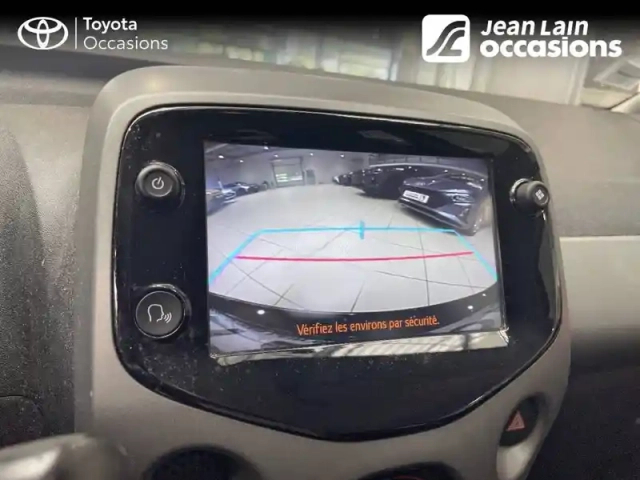Toyota Aygo 1.0 vvt-i x-shift — photo 16