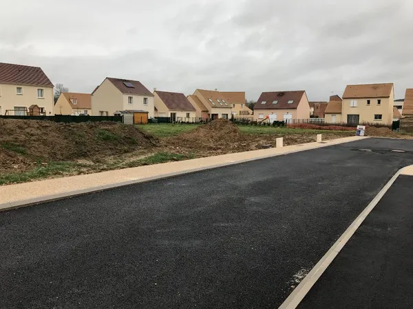 Terrain 300 m²