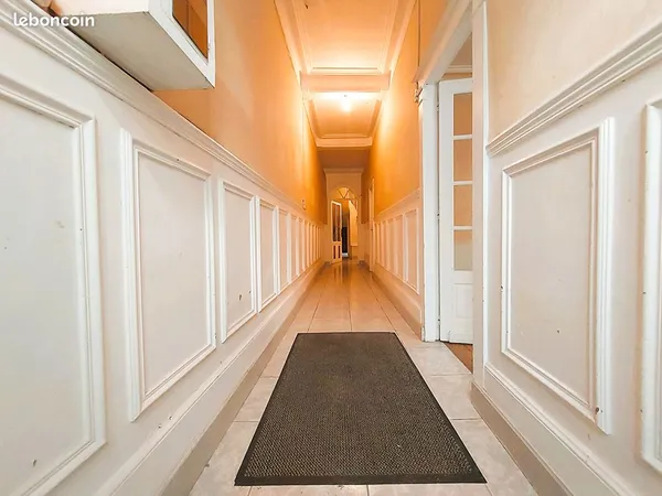 Maison 8 pièces 219 m²
