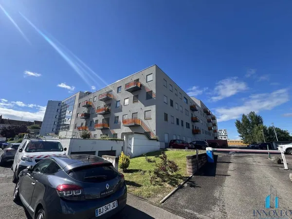 Studio 1 pièce 20 m²